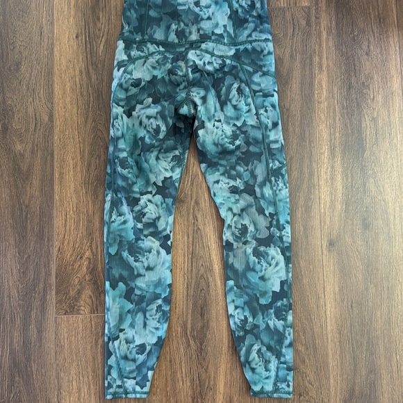 NWOT Athleta Printed Rainer Tights Small Green Floral Lined Drawstring - Picture 6 of 6